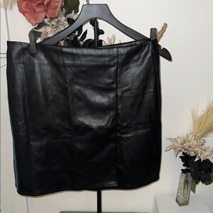 Old Navy Black Faux Leather Mini Skirt